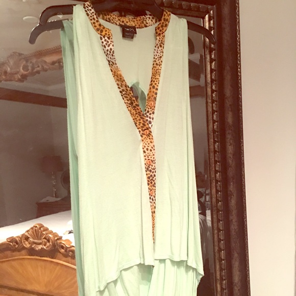 Fun and Funky Dress Top - Picture 1 of 3